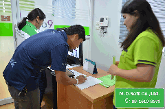 ผู้เข้าร่วมอบรมลงทะเบียนเพื่อทำการอบรมแนะนำ Features Odoo 9